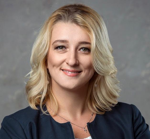 Елена Лысенкова